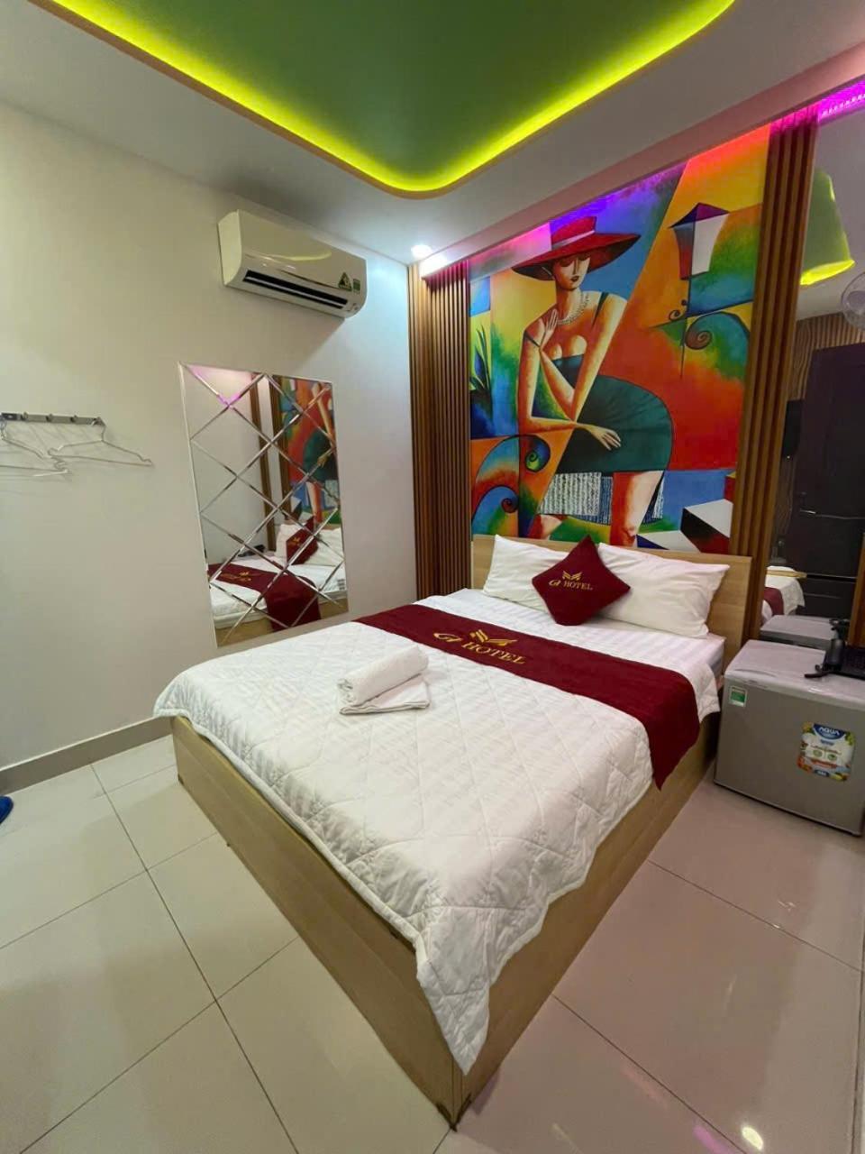 Hotel Khách Sạn Gia 196 Phan Xích Long 2*